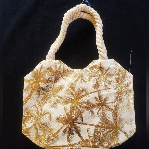 Small Hand Bag From The Dominican Republic - Picture 3 of 6